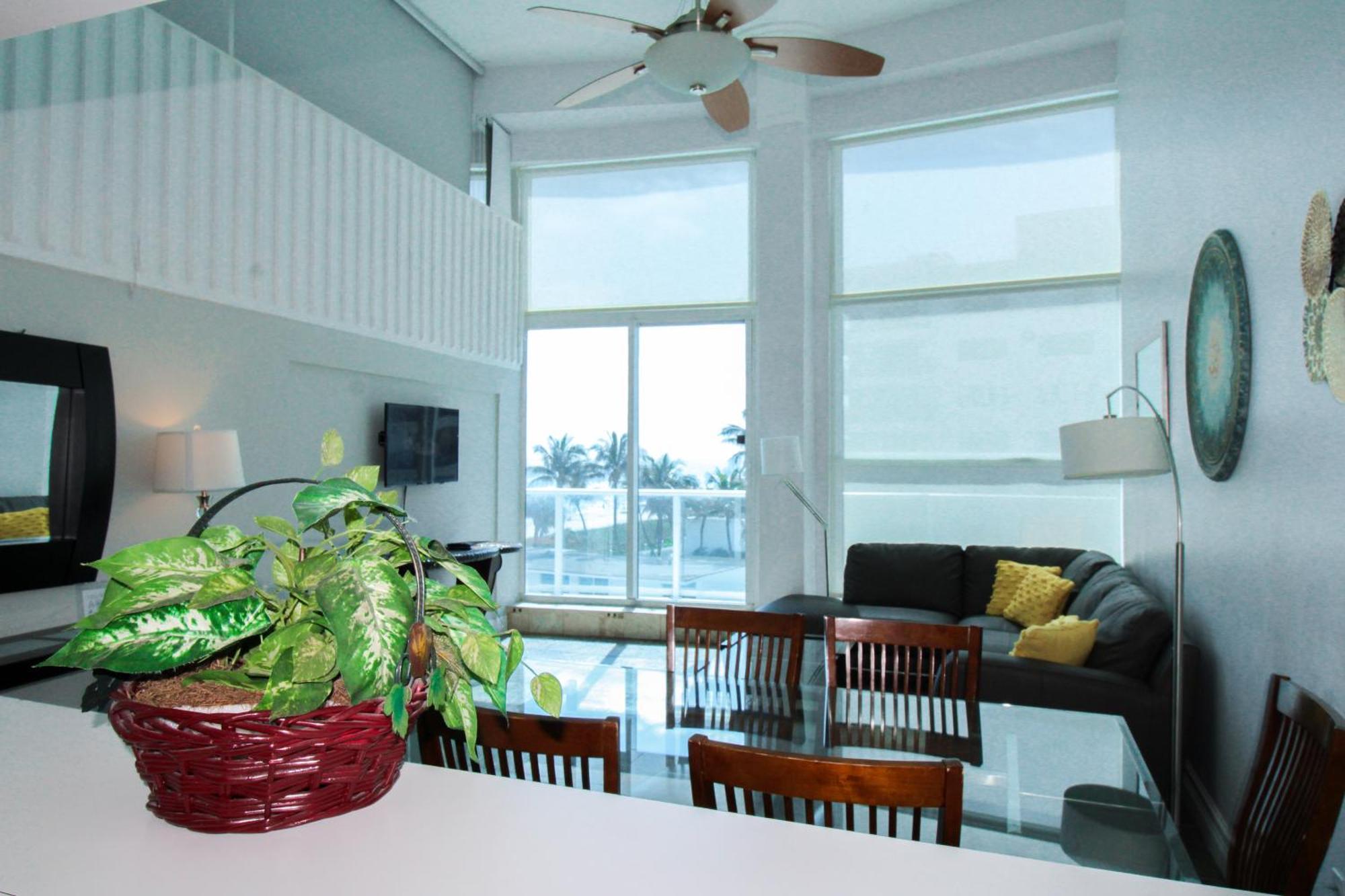 Castle M16 Oceanview Loft With Beach Access, Pool, Tennis And Free Parking! Miami Beach Kültér fotó